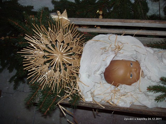 Vánoční zpívání u kapličky v Doubí 2011